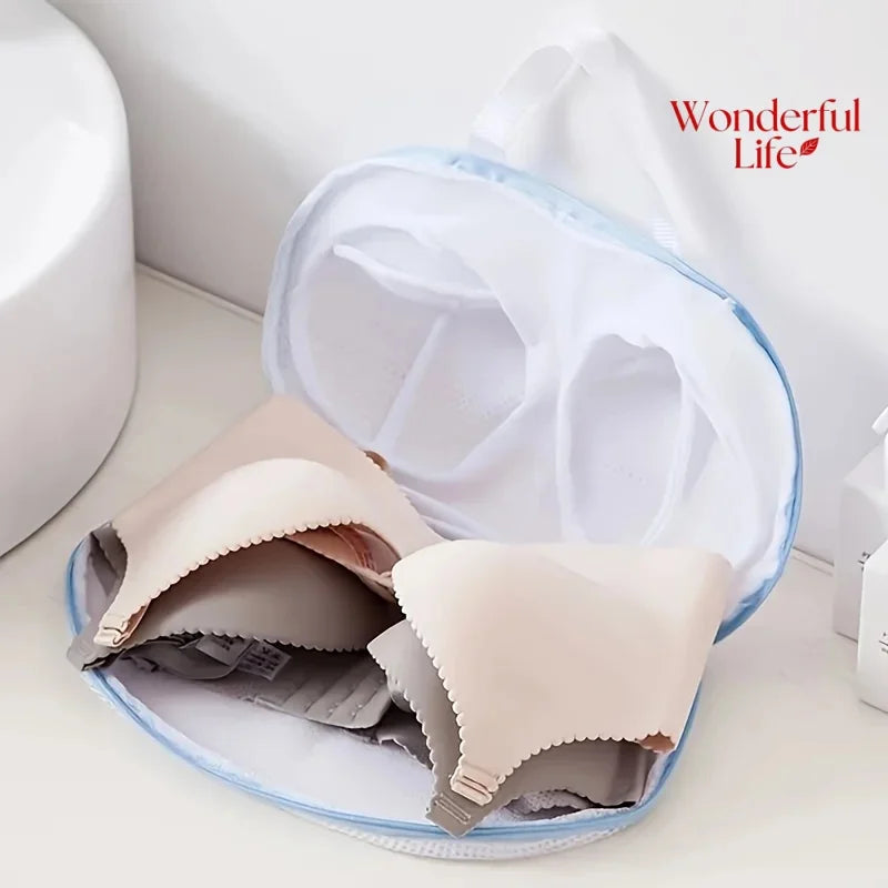 Protect Your Lingerie with Our Foldable Mesh Bra Wash Bag - Ideal for Safe Washing and Travel!