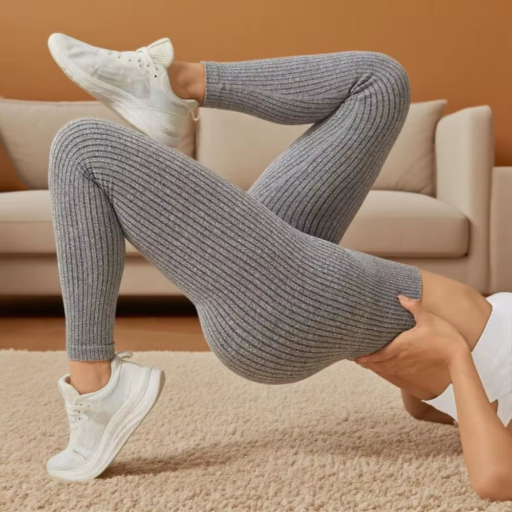 Elevate Your Workout with Women's High-Waisted Seamless Yoga Leggings - Tummy Control & Butt-Lifting Design for Ultimate Comfort and Style